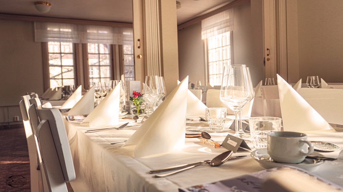 Kasinon Juhlatilat kattausmahdollisuudet